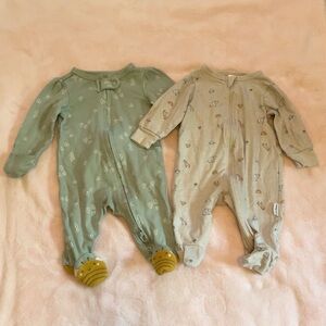 ❤️❤️ Newborn Long Sleeve Footed One Piece Set - Carters and Gerber